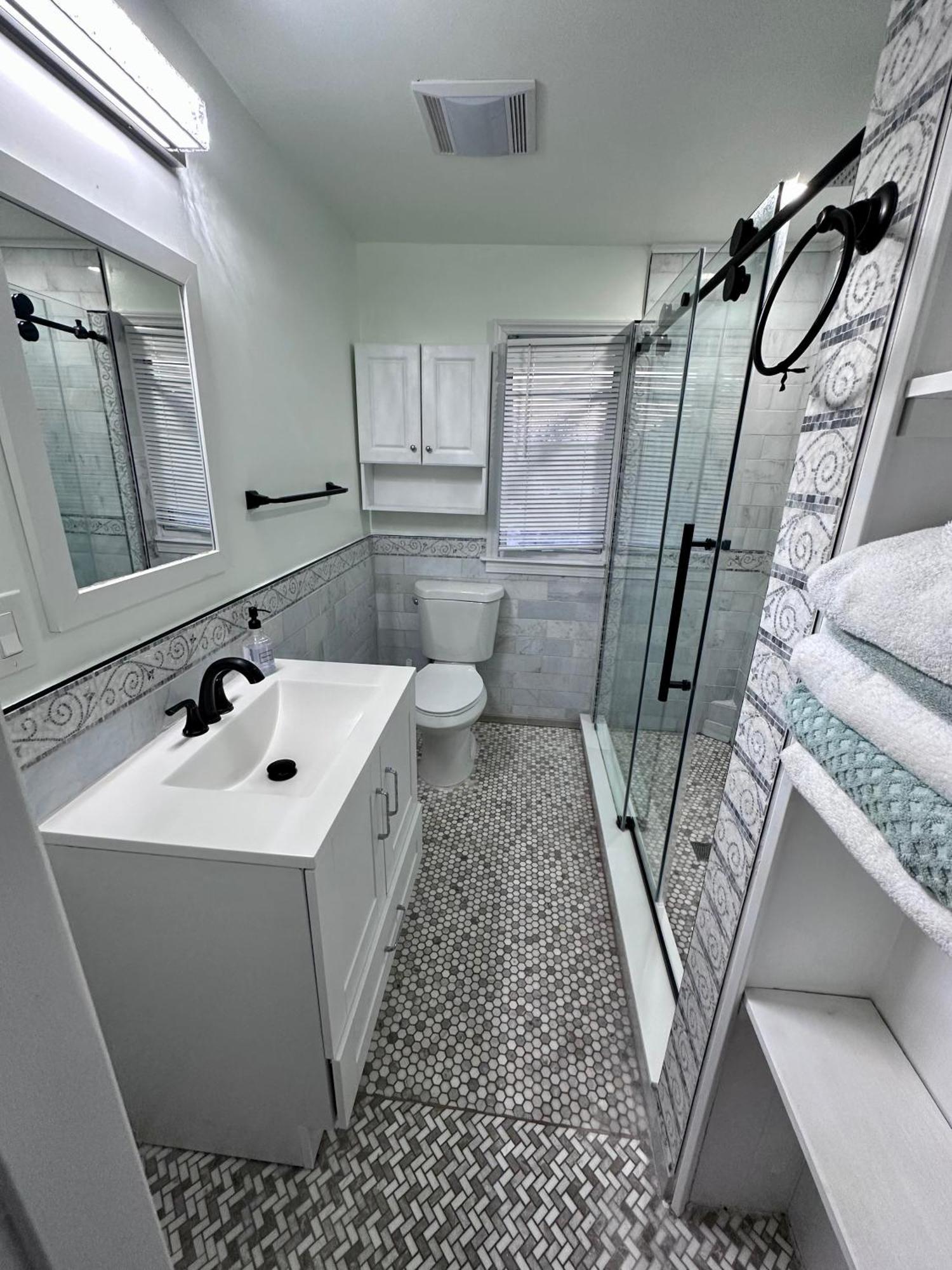 Cozy East Haven Apartment - Walk To Beach! Экстерьер фото